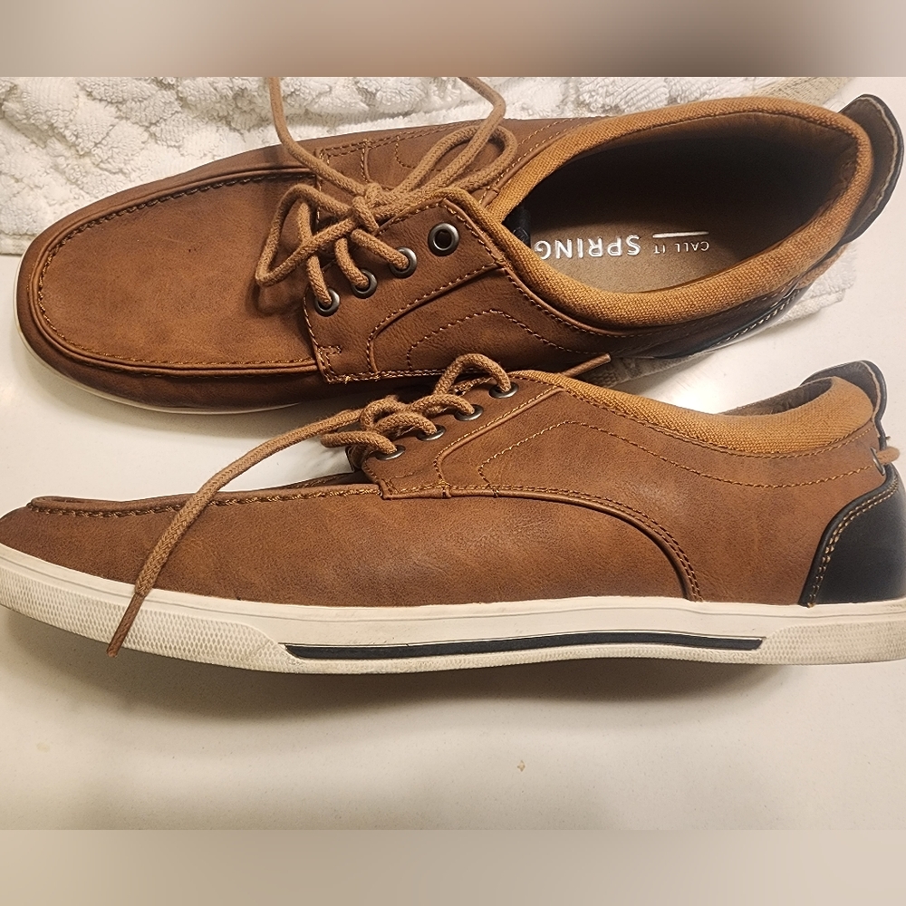 Mens Call it Spring boat shoes size 8